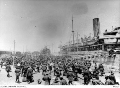 15th Light Horse Battalion embarking Kantara 1919.  Photographer unknown, photograph source AWM J06027