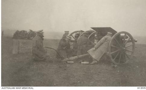 Artillery Training at Larkhill. Photograph donor Cptn. A. W. McMillan, photograph source AWM H13935