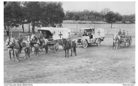 Australian Army Medical Corps. Photographer unknown, photograph source AWM P04193.002