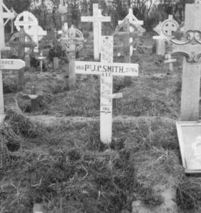 Franvillers Cemetery. Photo of grave of sapper F.L.Green top left. Photographer Glen Roy Barrington, source AWM J0035