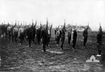 Australian soldiers training in fitness at Larkhill. Photographer unknown, photograph source AWM H00450 Australian soldiers training in fitness at Larkhill. Photographer unknown, photograph source AWM H00450
