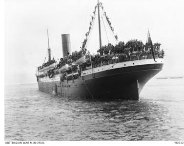 HMAT &#039;Demosthenes&#039; 1915. Photographer Johiah Barnes, photograph source AWM PB0332
