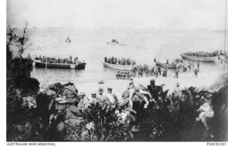 Landing at Gallipoli on the morning of 25.4.1915. Photographer A. Joyner, photograph source AWM P00035.001