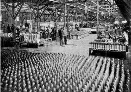 Munitions factory England c1917. Photographer unknown 