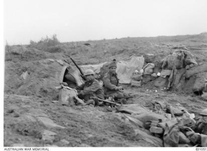 Soldiers in a shelter, Broodseind eRidge October 1917. Photographer unknown, photograph source AWM E0105